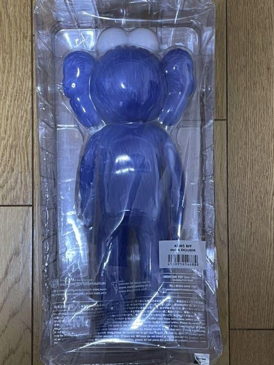 Amazon.co.jp: カウズ BFF MoMA EXCLUSIVE BLUE カウズ